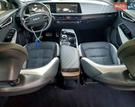 Синий Киа EV6, объемом двигателя 0 л и пробегом 57 тыс. км за 8600 $, фото 7 на Automoto.ua