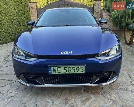 Синий Киа EV6, объемом двигателя 0 л и пробегом 87 тыс. км за 21499 $, фото 1 на Automoto.ua