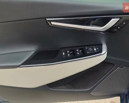 Синій Кіа EV6, об'ємом двигуна 0 л та пробігом 73 тис. км за 24200 $, фото 22 на Automoto.ua