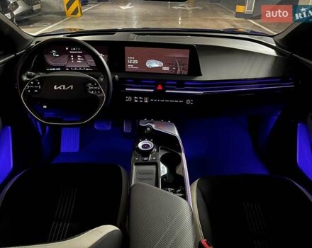 Синий Киа EV6, объемом двигателя 0 л и пробегом 45 тыс. км за 26990 $, фото 26 на Automoto.ua