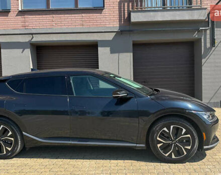Синий Киа EV6, объемом двигателя 0 л и пробегом 132 тыс. км за 21900 $, фото 3 на Automoto.ua