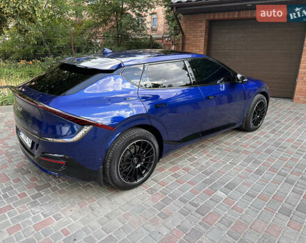 Синий Киа EV6, объемом двигателя 0 л и пробегом 43 тыс. км за 26500 $, фото 5 на Automoto.ua