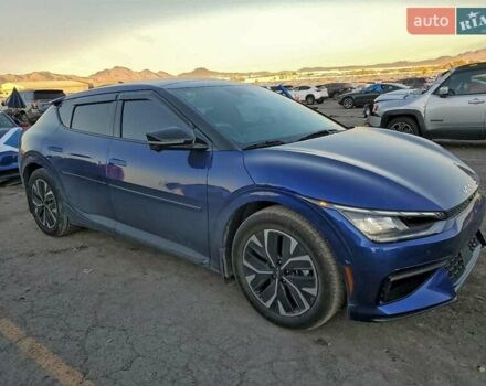 Синий Киа EV6, объемом двигателя 0 л и пробегом 57 тыс. км за 8600 $, фото 3 на Automoto.ua