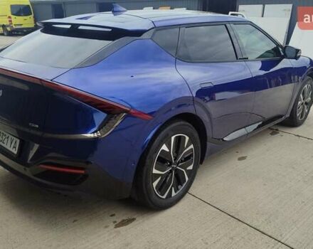 Синій Кіа EV6, об'ємом двигуна 0 л та пробігом 73 тис. км за 24200 $, фото 6 на Automoto.ua