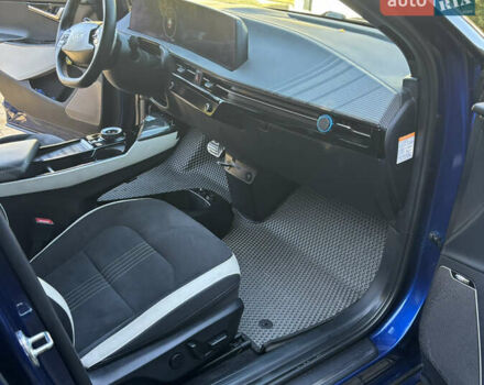 Синий Киа EV6, объемом двигателя 0 л и пробегом 24 тыс. км за 26300 $, фото 8 на Automoto.ua