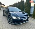 Синий Киа EV6, объемом двигателя 0 л и пробегом 112 тыс. км за 20950 $, фото 1 на Automoto.ua