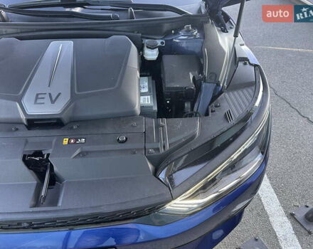 Синий Киа EV6, объемом двигателя 0 л и пробегом 43 тыс. км за 26500 $, фото 12 на Automoto.ua