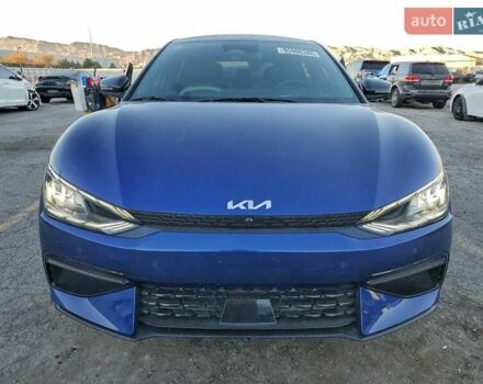 Синий Киа EV6, объемом двигателя 0 л и пробегом 57 тыс. км за 8600 $, фото 4 на Automoto.ua