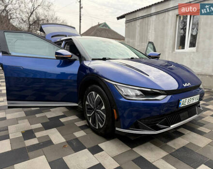 Синій Кіа EV6, об'ємом двигуна 0 л та пробігом 55 тис. км за 24900 $, фото 7 на Automoto.ua