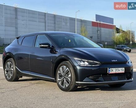 Синий Киа EV6, объемом двигателя 0 л и пробегом 40 тыс. км за 28450 $, фото 5 на Automoto.ua