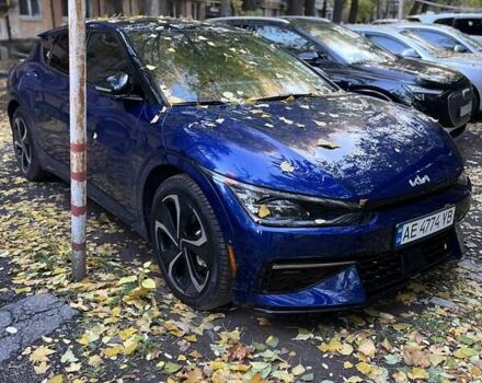 Синий Киа EV6, объемом двигателя 0 л и пробегом 38 тыс. км за 30100 $, фото 1 на Automoto.ua
