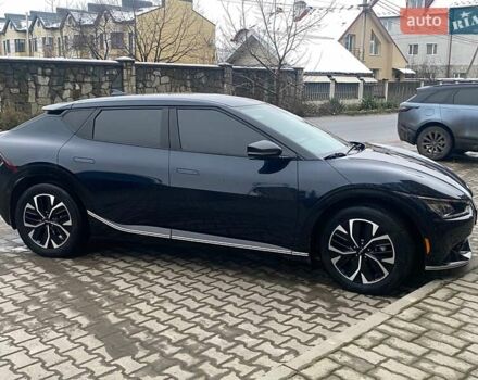 Синій Кіа EV6, об'ємом двигуна 0 л та пробігом 20 тис. км за 25600 $, фото 4 на Automoto.ua