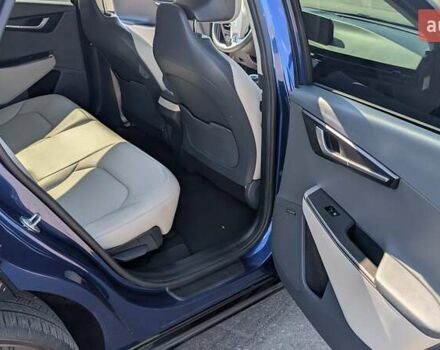 Синій Кіа EV6, об'ємом двигуна 0 л та пробігом 10 тис. км за 25999 $, фото 8 на Automoto.ua