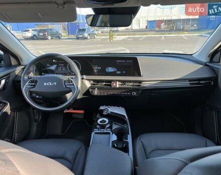 Синий Киа EV6, объемом двигателя 0 л и пробегом 40 тыс. км за 28450 $, фото 31 на Automoto.ua