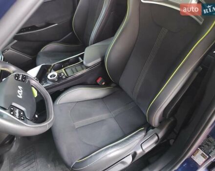 Синий Киа EV6, объемом двигателя 0 л и пробегом 21 тыс. км за 30900 $, фото 9 на Automoto.ua