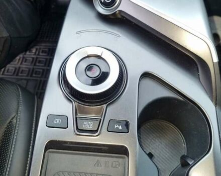 Синій Кіа EV6, об'ємом двигуна 0 л та пробігом 55 тис. км за 24999 $, фото 13 на Automoto.ua