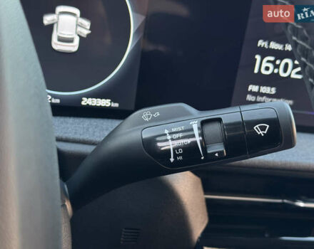 Синий Киа EV6, объемом двигателя 0 л и пробегом 243 тыс. км за 19999 $, фото 37 на Automoto.ua