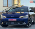 Синий Киа EV6, объемом двигателя 0 л и пробегом 243 тыс. км за 19999 $, фото 4 на Automoto.ua