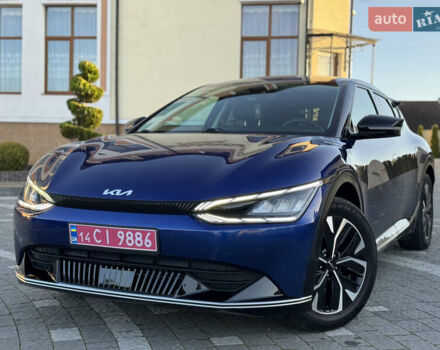 Синий Киа EV6, объемом двигателя 0 л и пробегом 243 тыс. км за 19999 $, фото 1 на Automoto.ua