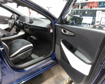 Синий Киа EV6, объемом двигателя 0 л и пробегом 30 тыс. км за 25900 $, фото 17 на Automoto.ua