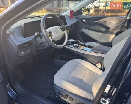 Кіа EV6 2023 у Івано-Франківську на Automoto.ua Синій Кіа EV6, об'ємом двигуна 0 л та пробігом 37 тис. км за 26300 $, фото 14 на Automoto.ua