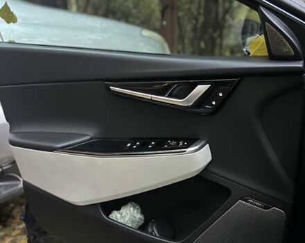 Синий Киа EV6, объемом двигателя 0 л и пробегом 38 тыс. км за 30100 $, фото 13 на Automoto.ua