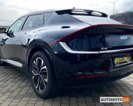 Синий Киа EV6, объемом двигателя 77 л и пробегом 20 тыс. км за 35000 $, фото 4 на Automoto.ua