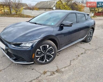 Синій Кіа EV6, об'ємом двигуна 0 л та пробігом 55 тис. км за 24999 $, фото 7 на Automoto.ua