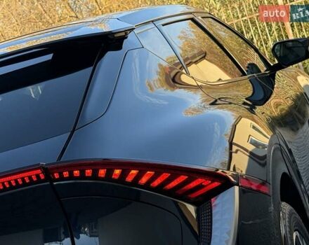 Синій Кіа EV6, об'ємом двигуна 0 л та пробігом 100 тис. км за 22700 $, фото 47 на Automoto.ua