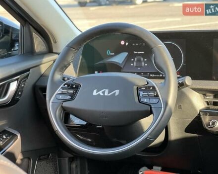 Синій Кіа EV6, об'ємом двигуна 0 л та пробігом 30 тис. км за 31850 $, фото 33 на Automoto.ua
