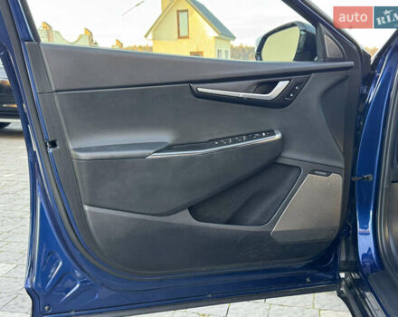 Синий Киа EV6, объемом двигателя 0 л и пробегом 243 тыс. км за 19999 $, фото 23 на Automoto.ua