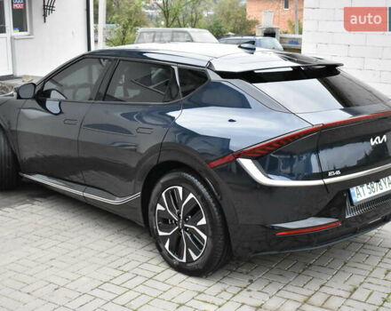 Синий Киа EV6, объемом двигателя 0 л и пробегом 74 тыс. км за 23000 $, фото 3 на Automoto.ua