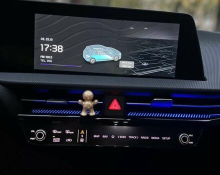 Синий Киа EV6, объемом двигателя 0 л и пробегом 38 тыс. км за 30100 $, фото 14 на Automoto.ua