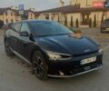 Синий Киа EV6, объемом двигателя 0 л и пробегом 36 тыс. км за 24399 $, фото 1 на Automoto.ua