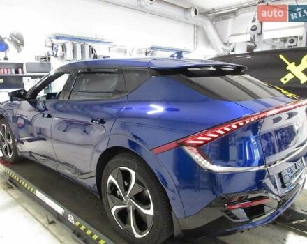 Синий Киа EV6, объемом двигателя 0 л и пробегом 30 тыс. км за 25900 $, фото 28 на Automoto.ua