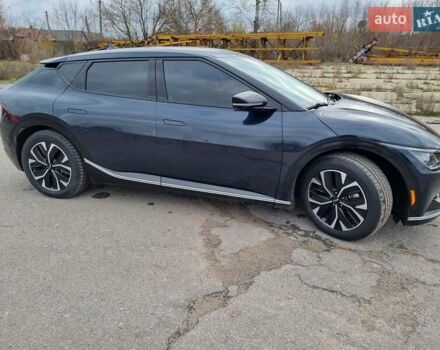 Синій Кіа EV6, об'ємом двигуна 0 л та пробігом 55 тис. км за 24999 $, фото 4 на Automoto.ua