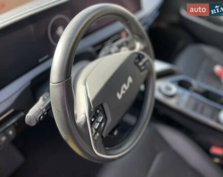 Синий Киа EV6, объемом двигателя 0 л и пробегом 103 тыс. км за 21900 $, фото 18 на Automoto.ua