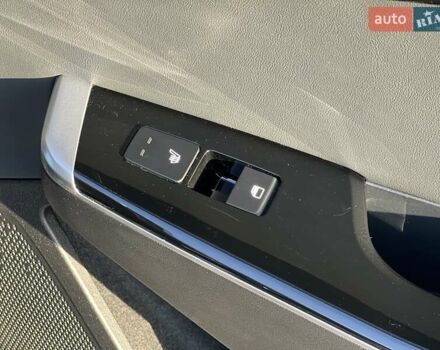 Синий Киа EV6, объемом двигателя 0 л и пробегом 40 тыс. км за 28450 $, фото 42 на Automoto.ua