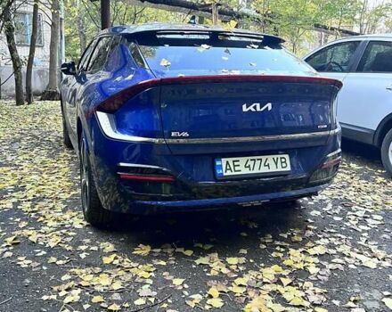 Синий Киа EV6, объемом двигателя 0 л и пробегом 38 тыс. км за 30100 $, фото 3 на Automoto.ua