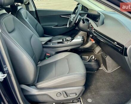 Синий Киа EV6, объемом двигателя 0 л и пробегом 40 тыс. км за 28450 $, фото 49 на Automoto.ua