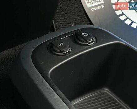 Синій Кіа EV6, об'ємом двигуна 0 л та пробігом 2 тис. км за 28900 $, фото 50 на Automoto.ua