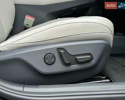 Синій Кіа EV6, об'ємом двигуна 0 л та пробігом 2 тис. км за 28900 $, фото 54 на Automoto.ua