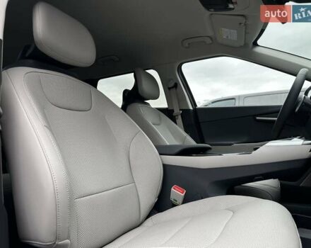 Синій Кіа EV6, об'ємом двигуна 0 л та пробігом 2 тис. км за 28900 $, фото 55 на Automoto.ua