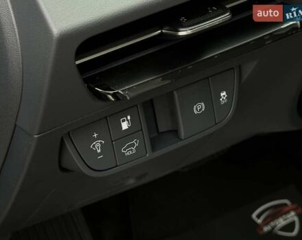 Синій Кіа EV6, об'ємом двигуна 0 л та пробігом 2 тис. км за 28900 $, фото 36 на Automoto.ua