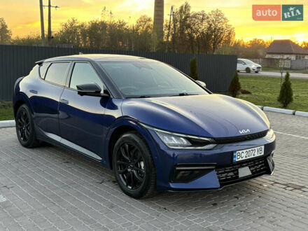 Киа EV6 2022 в Червонограде на Automoto.ua Синий Киа EV6, объемом двигателя 0 л и пробегом 21 тыс. км за 27300 $, фото 1 на Automoto.ua