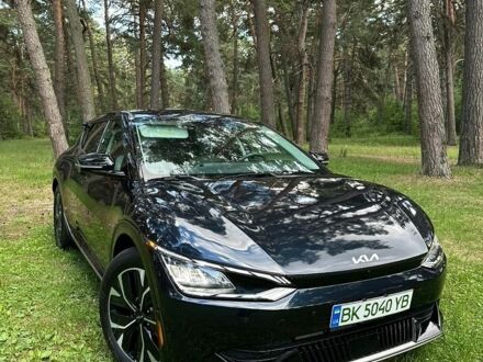 Синий Киа EV6, объемом двигателя 0 л и пробегом 61 тыс. км за 25500 $, фото 1 на Automoto.ua