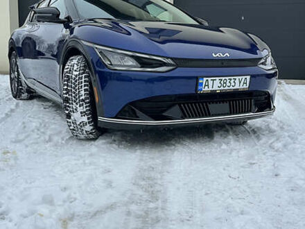 Синий Киа EV6, объемом двигателя 0 л и пробегом 32 тыс. км за 25700 $, фото 1 на Automoto.ua
