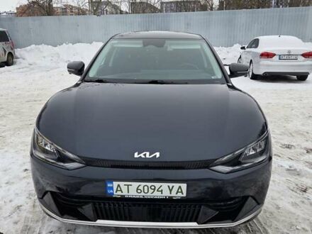 Синий Киа EV6, объемом двигателя 0 л и пробегом 42 тыс. км за 28850 $, фото 1 на Automoto.ua