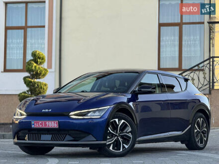 Синий Киа EV6, объемом двигателя 0 л и пробегом 243 тыс. км за 19999 $, фото 1 на Automoto.ua