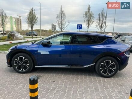 Синий Киа EV6, объемом двигателя 0 л и пробегом 45 тыс. км за 25800 $, фото 1 на Automoto.ua